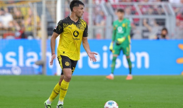 开云中国-回归！官方：切尔西激活合同条款，从多特提前召回中卫安塞尔米诺