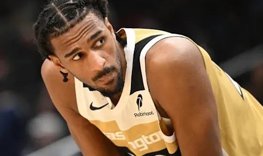 开云App-萨尔谈进步：更高效更聪明更强硬，从新秀赛季中学习成长